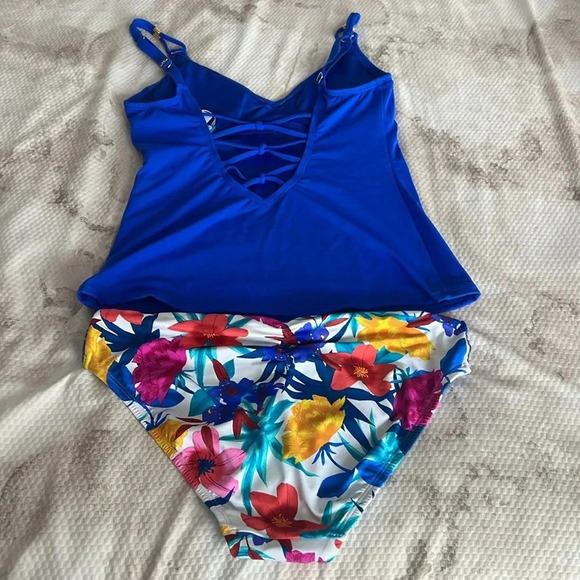 Bleu Rod Beattie Aruba Bleu Tankini Size 4 and Floral Bikini Bottom Size 6 - Picture 9 of 12